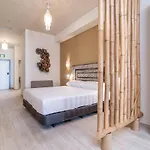 By Qhotels
