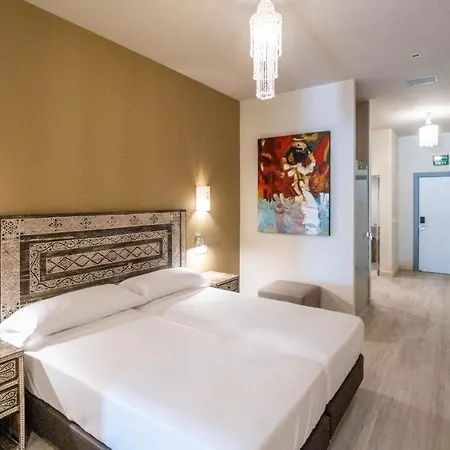 By Qhotels 4* Tarifa