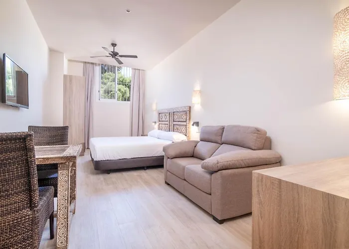 公寓 By Qhotels 4*