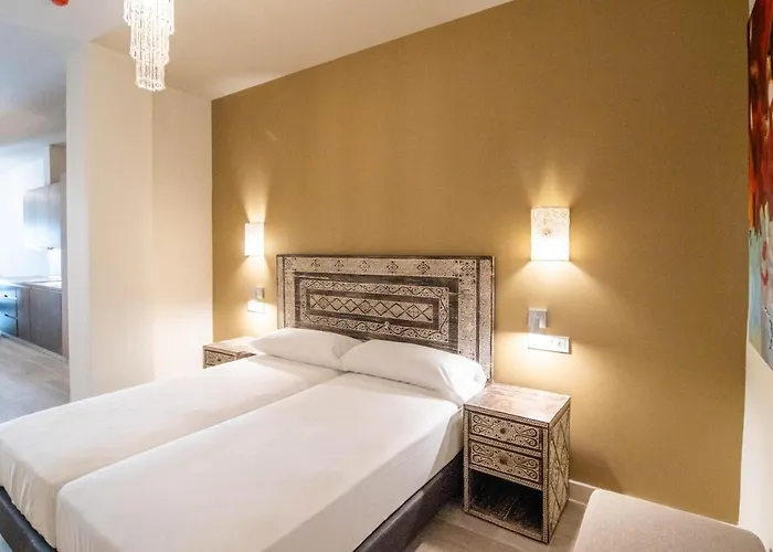 By Qhotels 4*